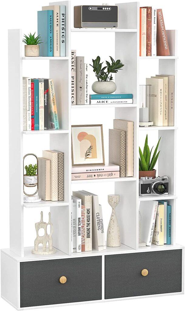 How to Style Bookshelves - Bookshelf With Books