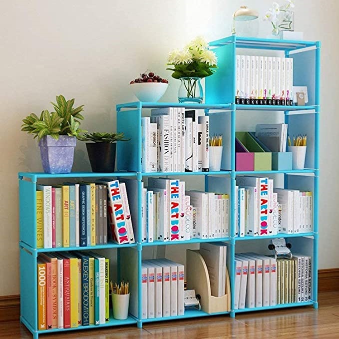 Spring Living Room Decorating Ideas - Bookshelf With Color