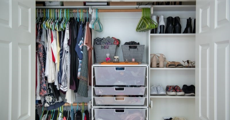 Tips on Decluttering Your House - Organizing Your Closet