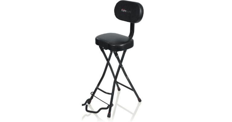 3 Best Chairs for Guitar Playing [Under $100]